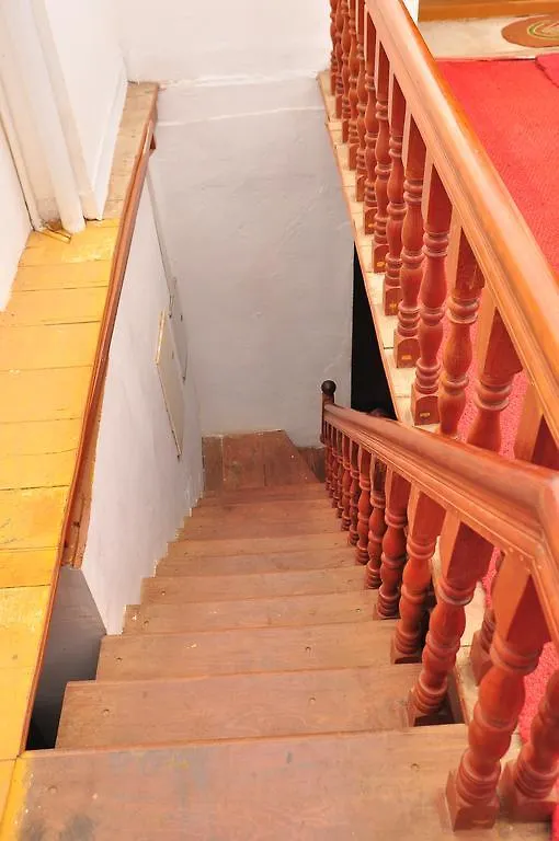 Toms Old Mansion Bed & Breakfast Kochi